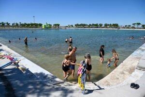 Abrió el Balneario Maldonado con entrada libre y gratuita. Funciona lunes a lunes de 9 a 21 hs.