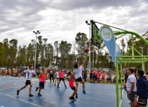El Torneo de Básquet 3×3 mixto se juega el domingo 26 de marzo de 15 a 20 hs en el parque Boronat
