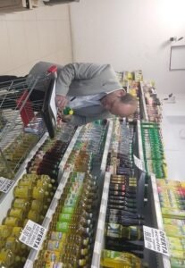 La OMIC realizó inspección en supermercado verificando precios y control de góndola.