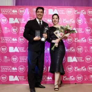 La pareja bahiense Laura Sosa y Omar Jaure se clasificó a las semifinales del Tango BA Festival y Mundial 2023 tras ganar la instancia preliminar. Competirán en la próxima etapa en Capital Federal en agosto