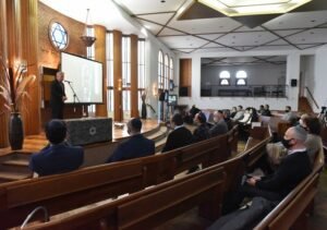El intendente Héctor Gay participó del acto conmemorativo en homenaje a las víctimas del atentado a la AMIA