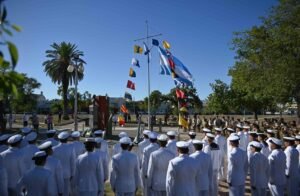 Susbielles encabezó acto por 167° aniversario del fallecimiento del Almirante Guillermo Brown con presencia de autoridades y Fuerzas Armadas.
