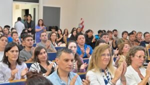 Susbielles participó del acto de imposición del nombre Elisabeth Agüero a la Escuela de Enfermería del Hospital Municipal.