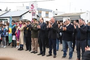 Cabildo conmemoró su 122° aniversario con presencia del intendente Susbielles