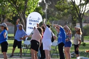 Plaza Almirante Brown abre mañana con actividades recreativas y deportivas dirigidas a adultos mayores.
