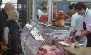 Mercado Municipal ofrece 10% de descuento a beneficiaros de tarjeta alimentar.