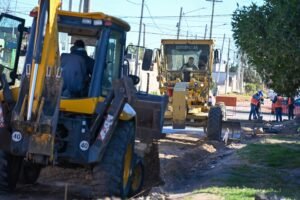 Comienzan obras de pavimentación y desagües pluviales en barrio Evita con inversión de $1.347 millones.