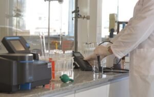 Convocatoria para bioquímicos con formación en epidemiología.