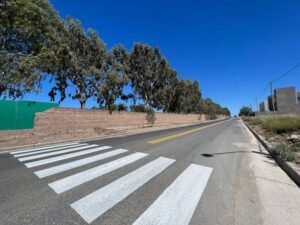 Se completó la pavimentación de Cambaceres entre 14 de Julio y Tres Sargentos con una inversión de 33.9 millones de pesos. La obra incluye cordón cuneta