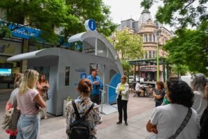Dos caminatas guiadas gratuitas para conocer la historia y patrimonio del casco histórico bahiense.
