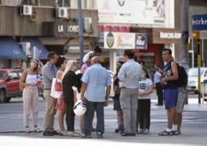 Se reanudan las caminatas guiadas gratuitas por el centro histórico