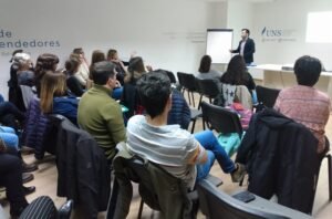 La Municipalidad capacita a personal jerárquico en gestión ciudadana e integridad institucional.