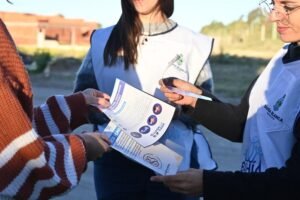 168 personas visitadas en segunda semana del programa Casa x Casa para prevención de enfermedades respiratorias.