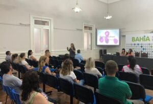 Personal municipal participa de charlas informativas sobre coronavirus en delegaciones de la ciudad.