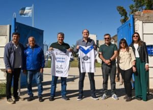Inauguraron obras en club La Armonía en marco de programa municipal de reconstrucción post-temporal.