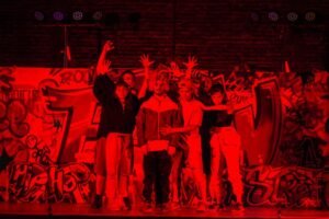 La Comedia Municipal de Bahía Blanca abre convocatoria para audiciones de la obra teatral 'AR' del director Javier Ahumada. Se seleccionarán 7 actores/actrices