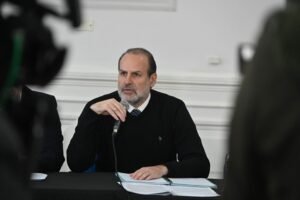 Intendente Susbielles ratifica compromiso del gobierno con la reconstrucción de Bahía Blanca tras veto presidencial.