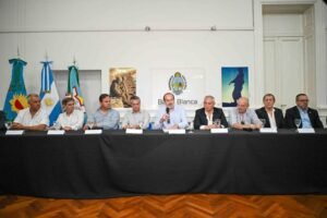 El intendente Susbielles confirmó medidas conjuntas con Cámaras comerciales