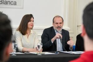 Susbielles anuncia distribución de $3.878 millones de la campaña Bahía x Bahía para reconstrucción post-temporal.