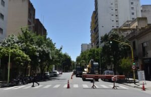 Cierre de avenida Colón entre Brown y Drago (mano a plaza Rivadavia) martes y miércoles de 8:30 a 12:00 hs por tareas de hormigonado.