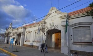 Cabildo celebra su aniversario con un programa cultural que incluye muestra de arte con materiales reciclados