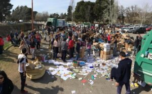 Se realizará ecocanje en Los Horneros donde vecinos recibirán compost por reciclables.