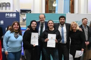 Susbielles entregó títulos de propiedad a 249 familias bahienses en programa 'Mi Escritura