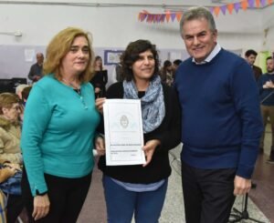 El intendente Gay destacó la entrega de 4744 títulos de propiedad a familias e instituciones bahienses.