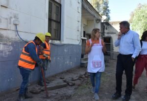 La Escuela Primaria Nº 28 de Villa Bordeu recibe refacciones por 7 millones de pesos en infraestructura educativa.