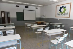 Abrirán las inscripciones para nuevos cursos en la Escuela Municipal de Capacitación Laboral San Roque. Se ofrecen dos programas: Auxiliar en Instituciones (curso mensual) y Manipulación de Alimentos (curso quincenal)