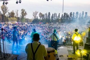 Miles de bahienses disfrutaron de la Fiesta de la Primavera en Parque de Mayo con feria de emprendedores