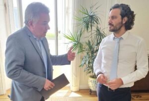 El intendente Gay se reunió con funcionarios nacionales para exponer proyectos de desarrollo local.