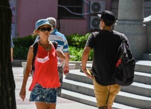 Se emite alerta por temperaturas muy elevadas con riesgo alto de incendios y efectos en la salud.