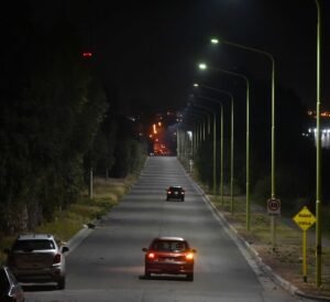 El Municipio ejecuta nuevo proyecto de instalación de 1474 luminarias LED en diversos sectores de Bahía Blanca