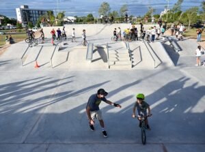 Encuentro de skate con presentaciones y freestyle el sábado desde las 17 hs en Vieytes y Buenos Aires.