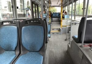 Se retoma el servicio de la línea 502 hacia el CONICET con horarios definidos de lunes a viernes.