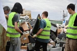 Realizada la 22° campaña de recolección de residuos peligrosos. Participaron 265 vecinos en parque Noroeste.