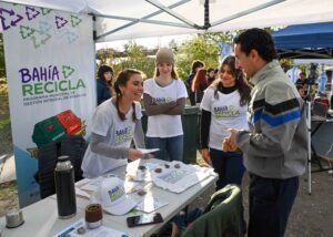 Se desarrolló segunda edición de La Muni en Tu Barrio en Plaza Algarrobo con múltiples servicios municipales y actividades comunitarias.