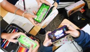 Susbielles encabezó jornada de prevención de ludopatía online en menores. Ordenanza aprobada unánimemente.