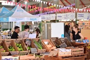 Mercado Bahiense ofrece descuentos en alimentos