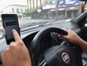 La Secretaría de Movilidad Urbana aprobó una aplicación para optimizar el sistema de cobro de tarifa en taxis y remises