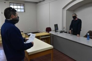 Oficina de Empleo cambia horario a lunes-viernes 9-13 e informa ofertas de trabajo en metalúrgica
