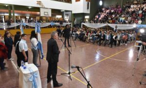 Acto oficial en Escuela N° 3 por el 209° aniversario de Revolución de Mayo e informe sobre obras de refacción.
