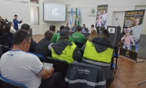 La Cámara de Empresas de Control y Administración de Infracciones de Tránsito (CECAITRA) capacitó a agentes de tránsito de Bahía Blanca en herramientas preventivas