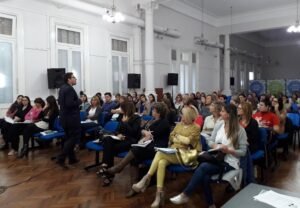El Municipio ofrece tres capacitaciones gratuitas durante septiembre para personal municipal en gestión