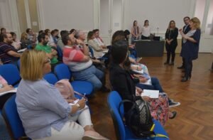 Charlas informativas sobre coronavirus para empleados municipales en diferentes sedes de la ciudad.