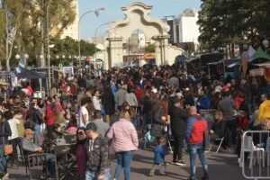 Este domingo se desarrolla Disfrutá Bahía en el Parque de Mayo con emprendedores