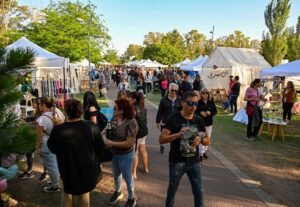 Las ferias de emprendedores locales se realizarán este fin de semana en el Parque Independencia y Parque de la Ciudad