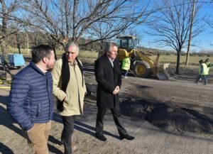 Iniciaron reencarpetado en calle Pedro Pico entre Teniente Farías y avenida Arias.