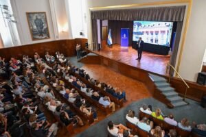 Susbielles presenta Plan Rector para potenciar inversiones portuarias y empleo de calidad en la región.